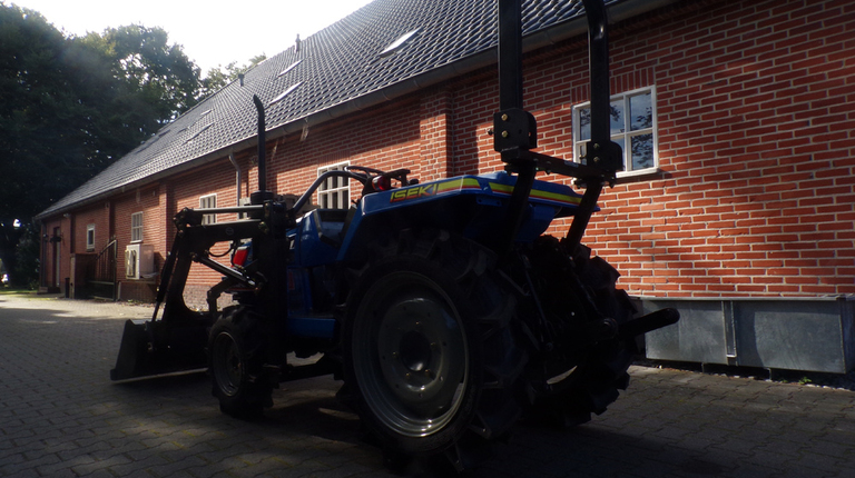 Iseki TU170 met voorlader al vanaf €125 per maand.